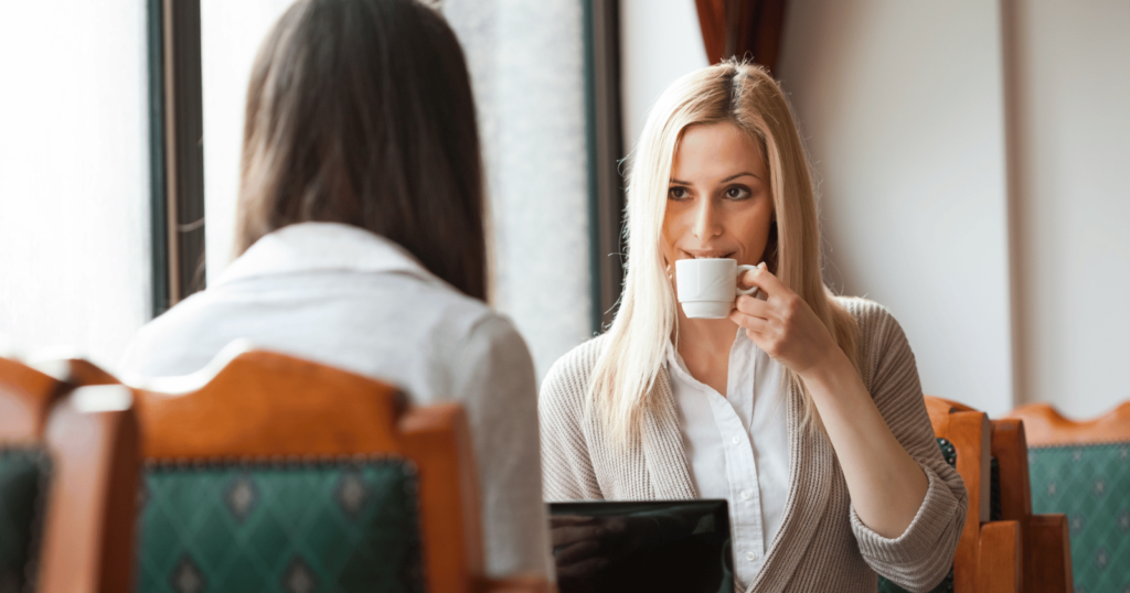 8 red flags you’re dealing with a master manipulator, says psychology